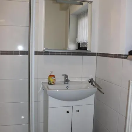 Waldblick Apartman *